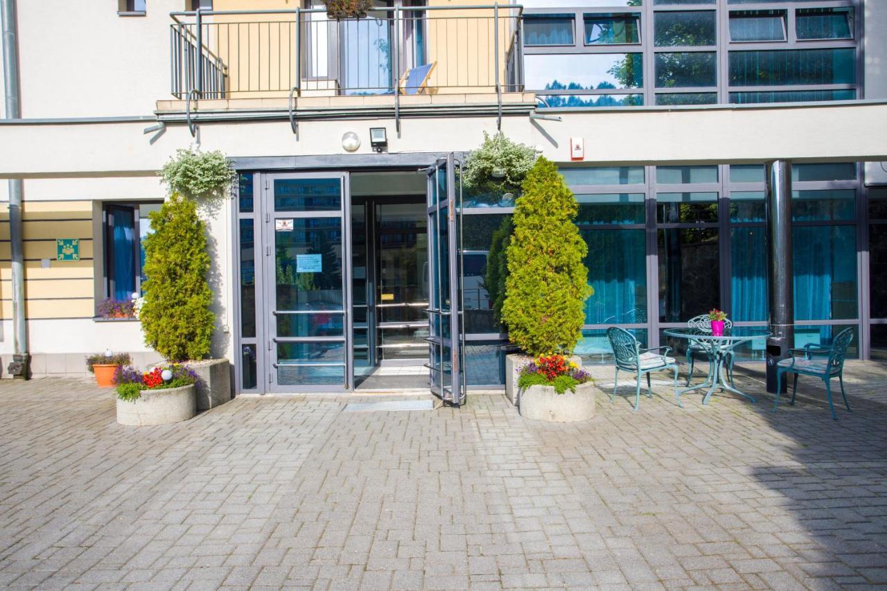 Farys - Swietna Lokalizacja, Sauna, Jacuzzi, Piekne Widoki Z Okien Krynica-Zdrój Exteriér fotografie