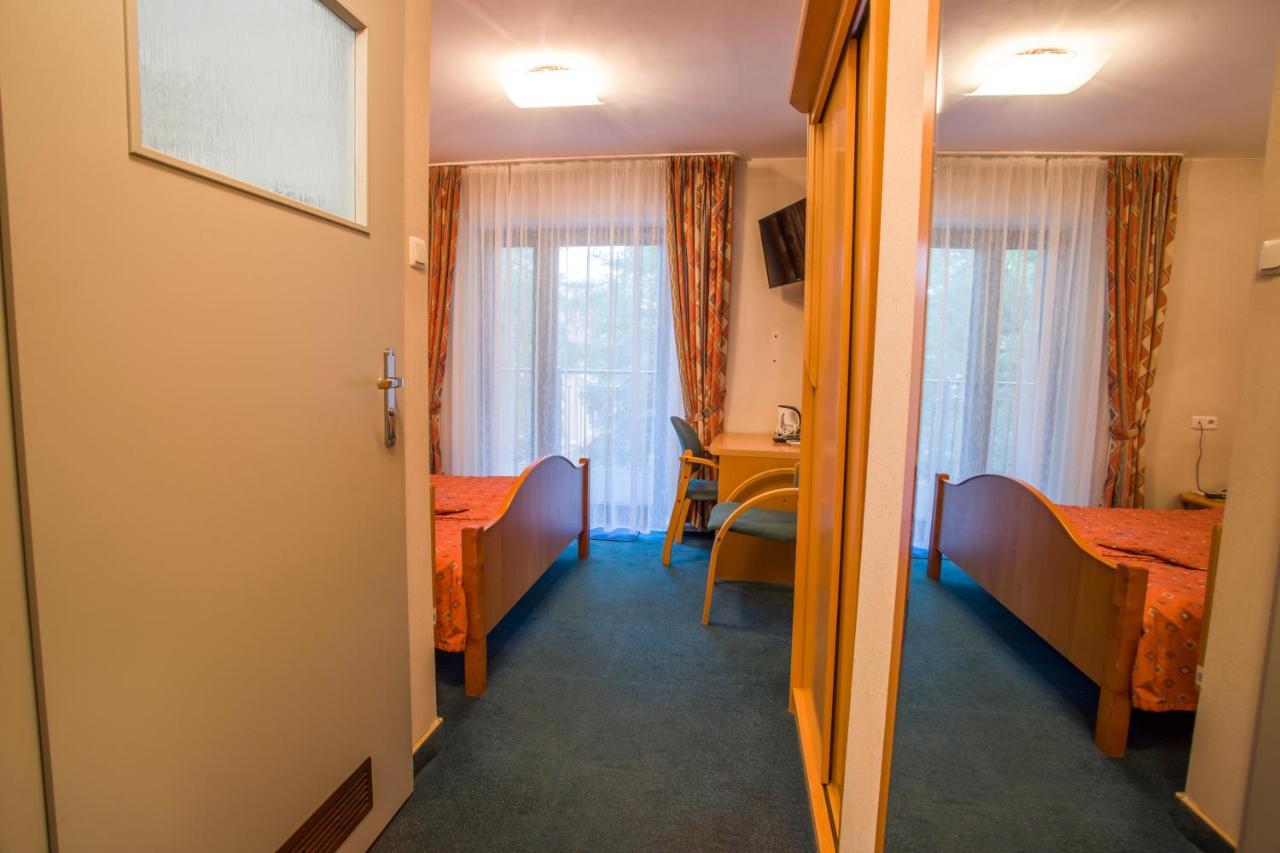 Farys - Swietna Lokalizacja, Sauna, Jacuzzi, Piekne Widoki Z Okien Krynica-Zdrój Exteriér fotografie