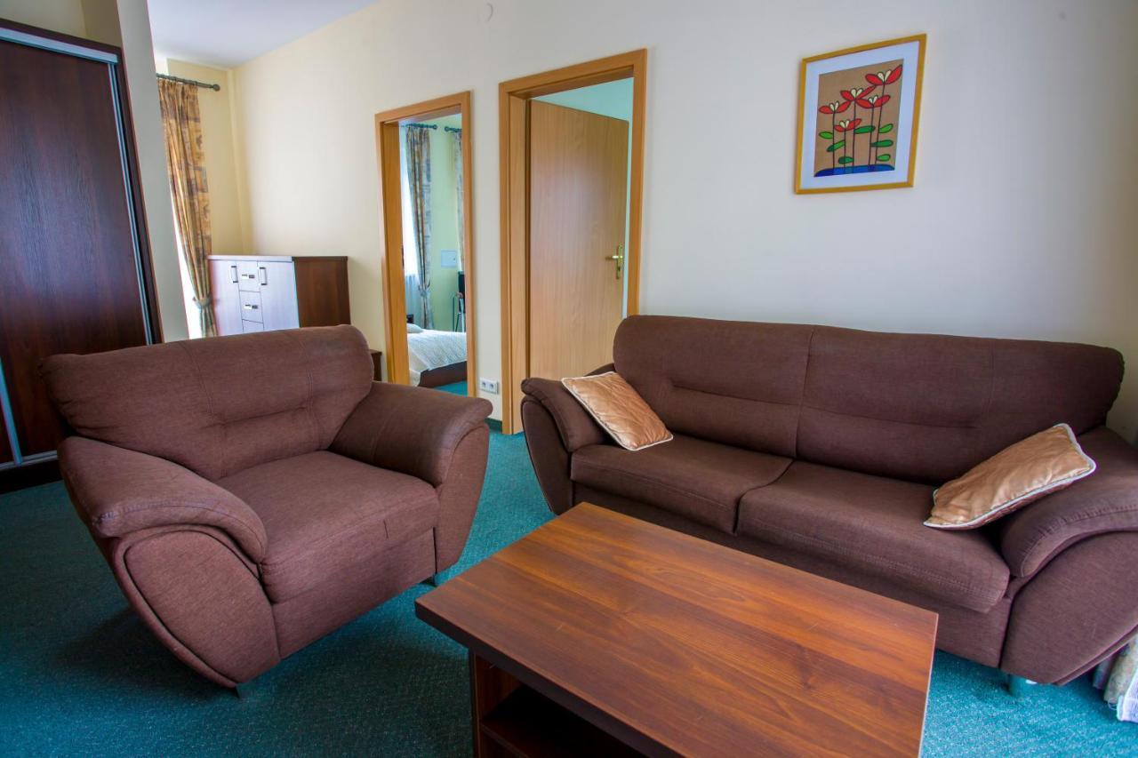 Farys - Swietna Lokalizacja, Sauna, Jacuzzi, Piekne Widoki Z Okien Krynica-Zdrój Exteriér fotografie